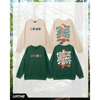 URTHE - เสื้อสเวตเตอร์ แขนยาว สกรีนลาย รุ่น Boy Scout Sweater