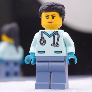 LEGO Doctor Aqua Scrubs Town &amp; City