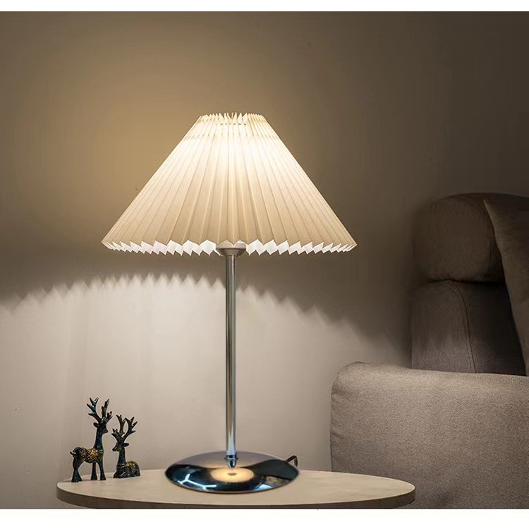 MID YEAR SALES สุดๆๆ โคมไฟตั้งโต๊ะญี่ปุ่น หัวเตียง LED สไตล์มินิมอล สีขาว โมเดิร์น LAMP โคมไฟหัวเตียง - โคมไฟ เสียบไฟบ