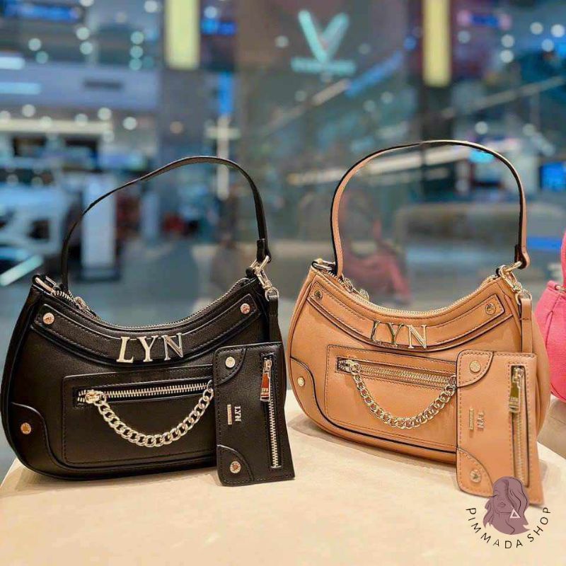 พร้อมส่ง 𝐋𝐘𝐍 Chella M​ Bag กระเป๋าสะพายข้าง​ พร้อมใบลูก