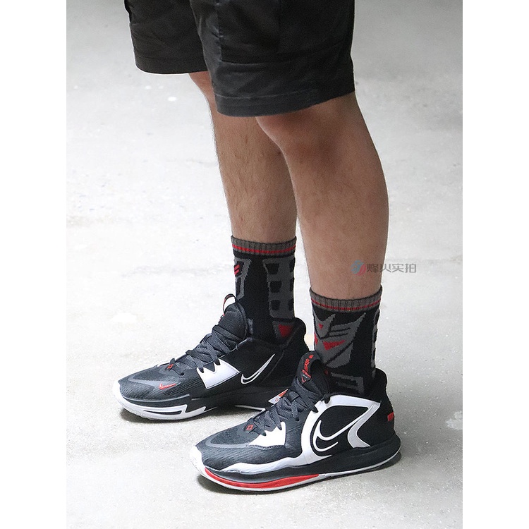 ✥Fenghuo Nike Kyrie 5 low Irving รองเท้าบาสเก็ตบอลนอกสนามต่ำ DJ6014-100