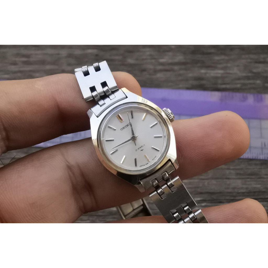 นาฬิกา Vintage มือสองญี่ปุ่น Seiko 1140 0090 หน้าขาว ผู้หญิง ทรงกลม ระบบ Automatic ขนาด23mm ใช้งานได้ปกติ