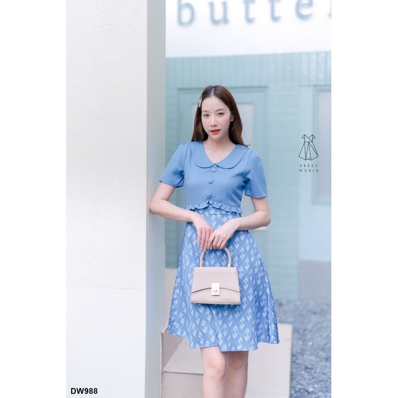 DRESS WORLD ชุดเดรสลายไทย  เดรสกระโปรงทรงบานลายไทย สีน้ำเงินเข้ม