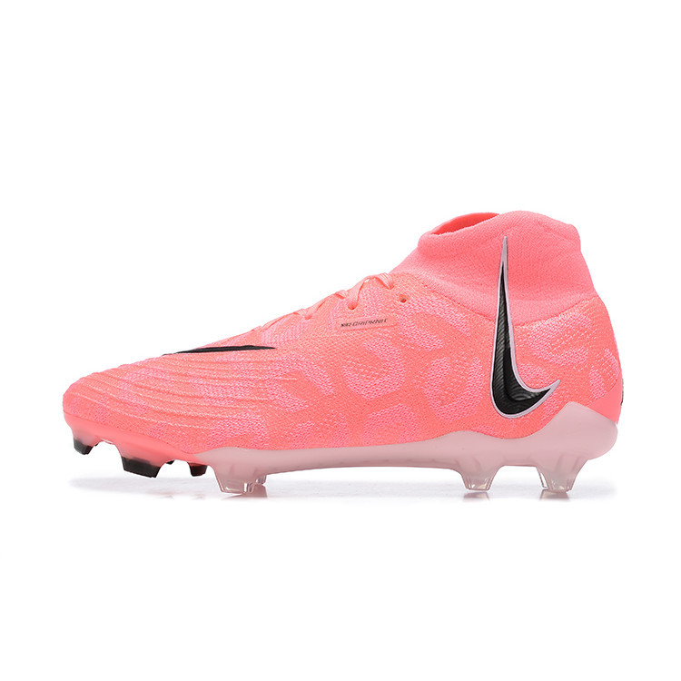Nike รองเท้าฟุตบอล กันน้ํา สีชมพู