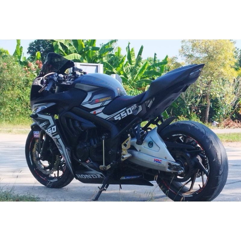 ท้ายแต่งCBR650FทรงCBR1000rr SPไฟท้ายCBR250rr