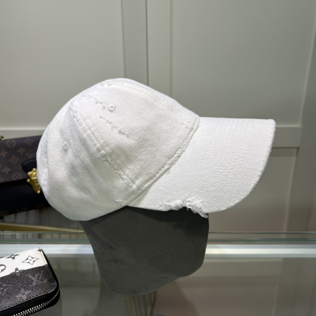 Balenciaga The New New Baseball Cap Simple Fashion Good-Looking Hat Couple Models สะดวกสบายและเรียบง่าย