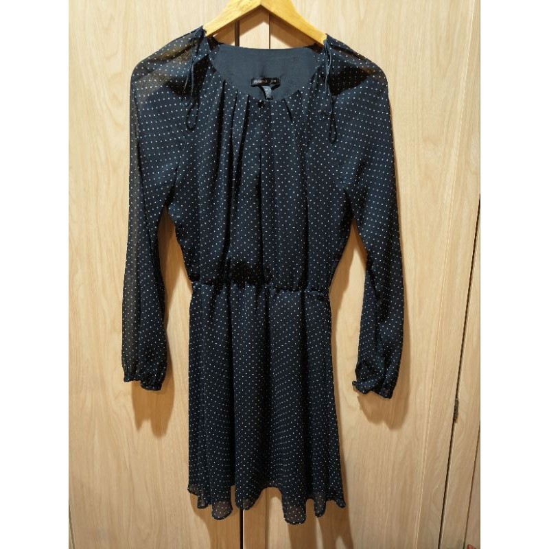 manมือสองสภาพดี suit size s อก38 มีตำหนิกระดุมปลายแขนด้านซ้ายหายรับได้ค่อยกดสั่งน้าา เอว25-34สพฟรียา