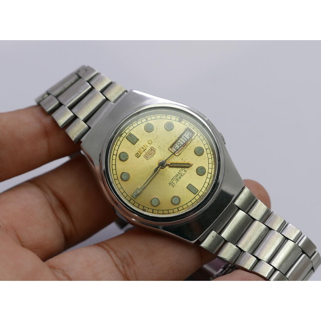 นาฬิกา Vintage มือสองญี่ปุ่น Seiko5 ระบบ Automatic 7009 600A ผู้ชาย หน้าสีเหลืองทอง 35มม เสียต้องล้างเครื่อง ขายตามสภาพ