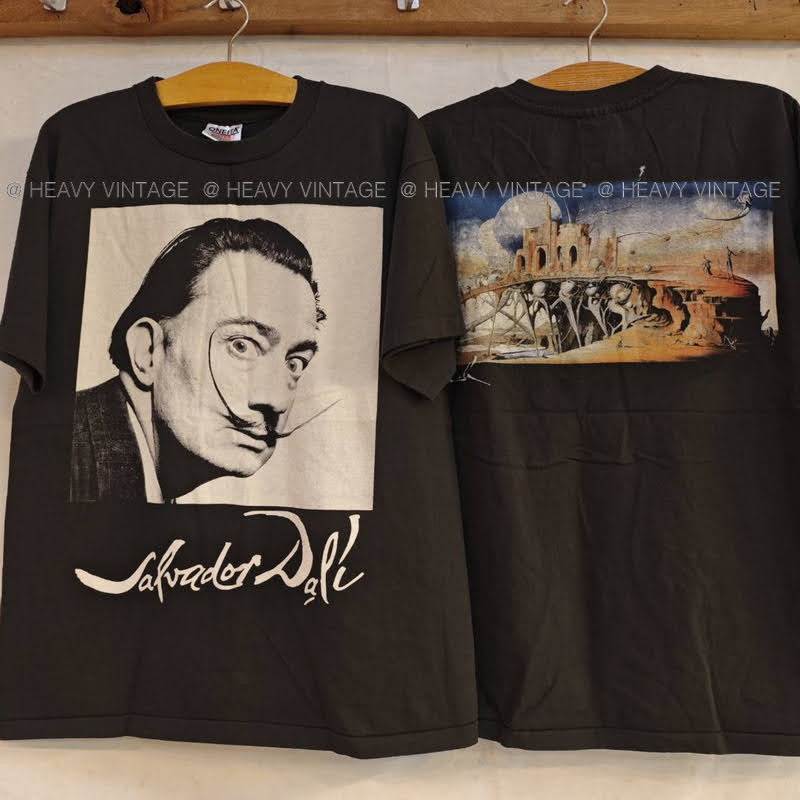 Salvador Dalí  Spanish Greatest Artist Bio Washed เสื้ออาร์ท เสื้อวินเทจ ซัลวาโดร์ ดาลี่ heavy vintage shirt