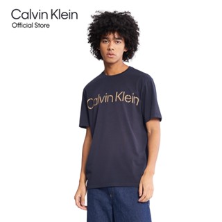 CALVIN KLEIN เสื้อยืดคอกลมผู้ชาย ทรง Regular รุ่น 40QM884 CEF - สีเทาเข้ม