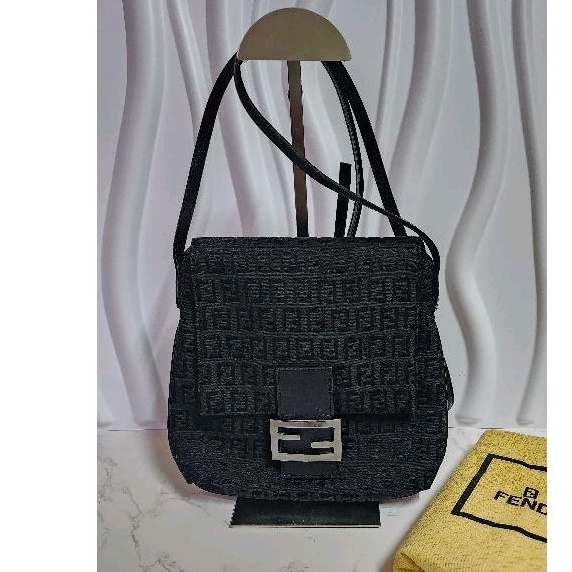 กระเป๋า Fendi zuchino crossbody แท้💯