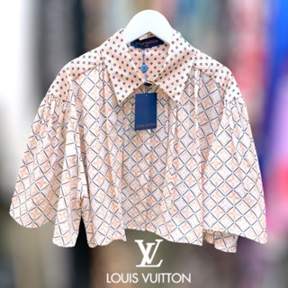 เสื้อ​Louis vuittonส่งฟรีมีของแถม