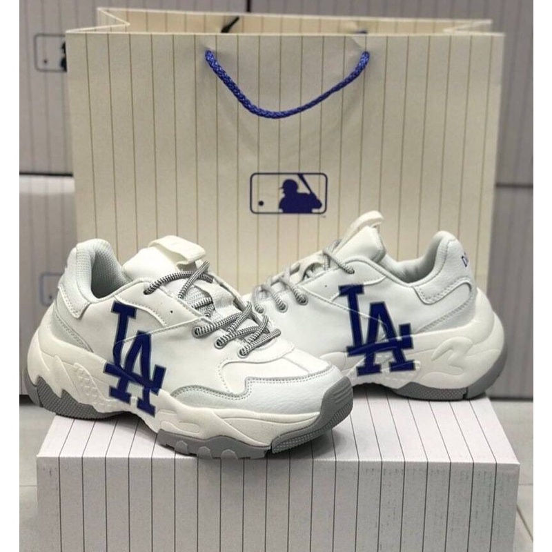 ✌ลดสูงสุด!! MLB LA รองเท้าผ้าใบ พร้อมกล่องอุปกรณ์ครบ ถ่ายจากสินค้าจริง พร้อมส่ง