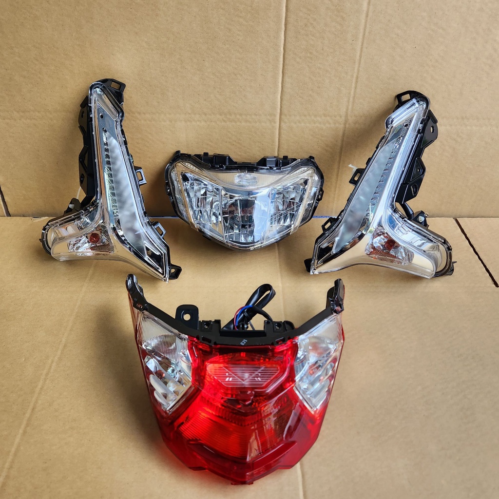 ชุดไฟ ไฟหน้า และ ไฟเลี้ยวข้างซ้าย ขวา L + R 1คู่  และ ไฟท้าย (4ชิ้น) wave125i led ปี2018