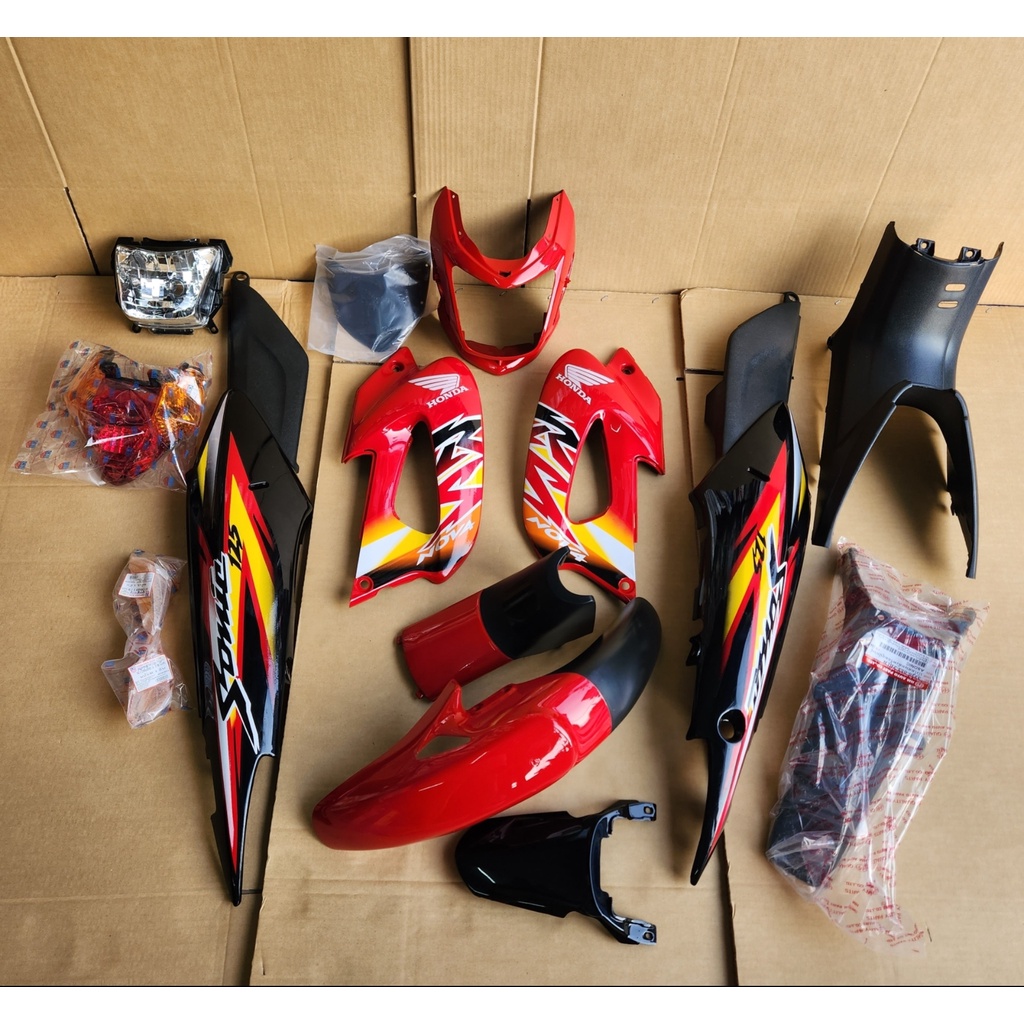 ชุดสี sonic รุ่นแรก หน้ากากรุ่นสอง สีแดงดำ ปี2003 แฟริ่ง โซนิค ตัวเก่า กาบรถ เฟรมรถ พร้อมติดลาย