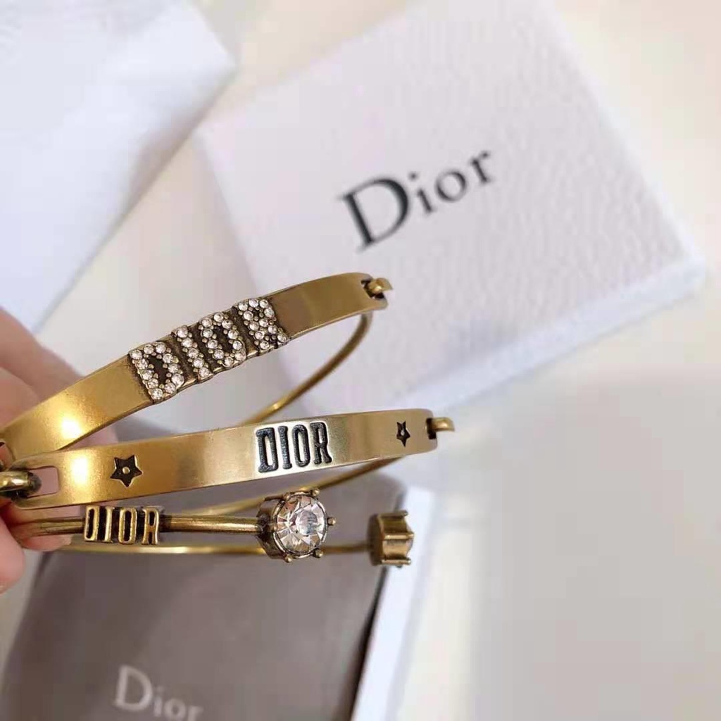 Dior สร้อยข้อมือ สามชั้น ประดับเพชร สไตล์ย้อนยุค สามชิ้น