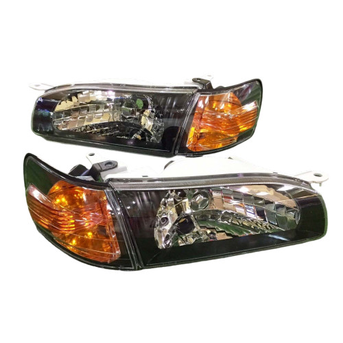 car headlights ไฟหน้าโคมดำเพชร ae110 ae111 corolla 1996-1998