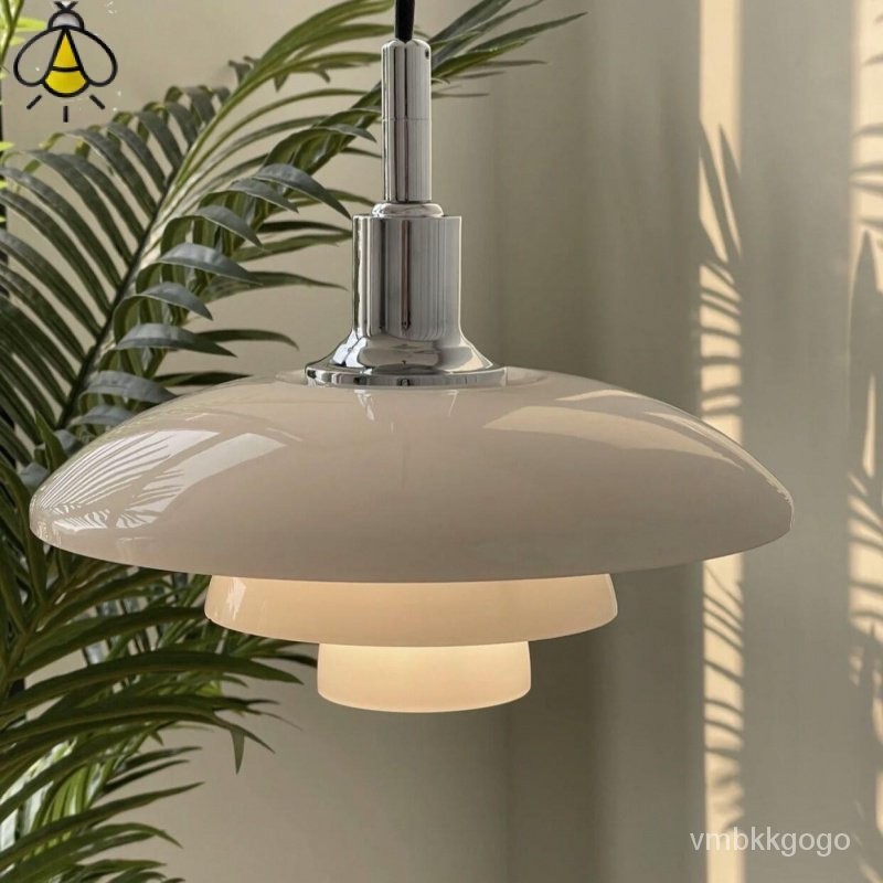 นักออกแบบชาวเดนมาร์กPH3Bauhaus โคมระย้าแก้วห้องนอน Nordic Internet UFO Hotel โคมระย้าตกแต่งหรูหราเบา