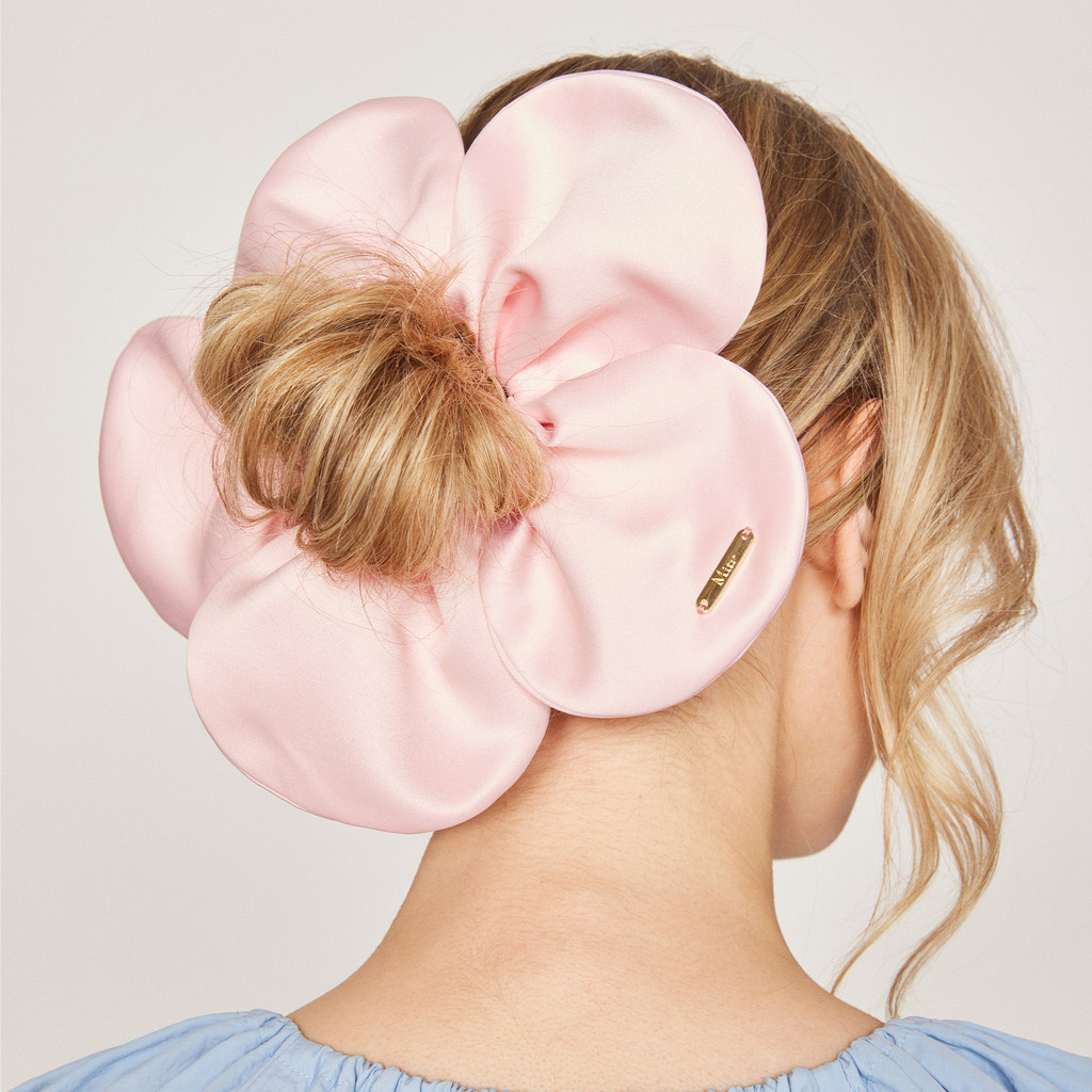 Mitr Blossom Scrunchies