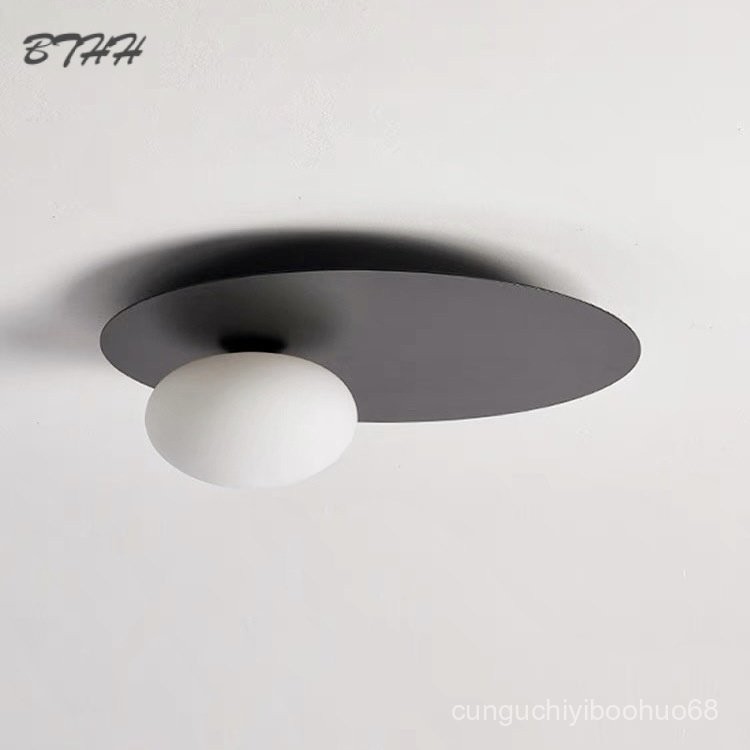 โคมไฟทางเข้าทางเดินที่ทันสมัยและเรียบง่าย American Art Network Red Egg เฉลียงกระจกห้องนอนศึกษาโคมไฟเ