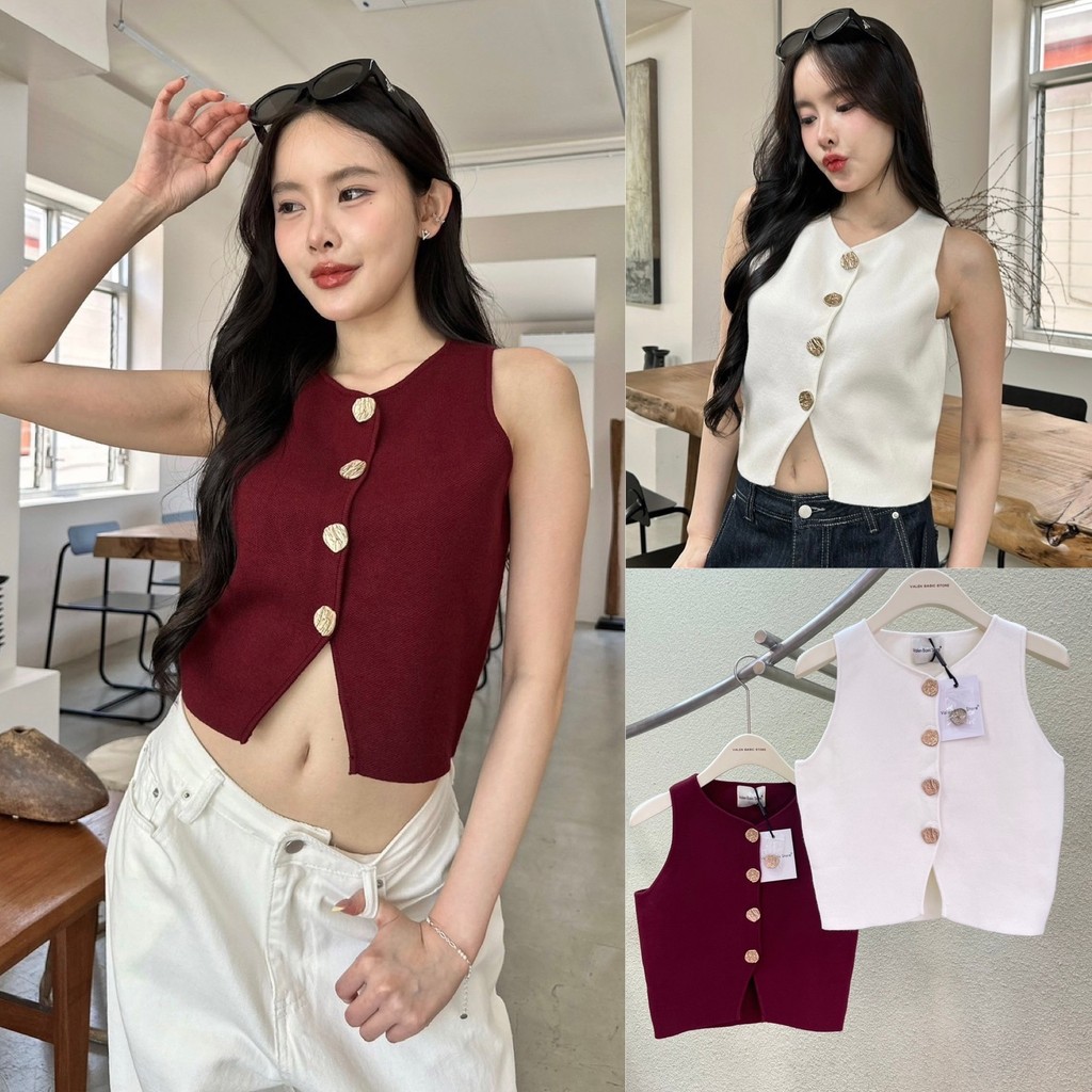 “ZR basic vest top” เสื้อแขนกุด ผ้านิต คอวี แต่งกระดุมหน้าสีทอง ใช้งานได้จริง ทรงเป๊ะดีเทลสวยเรียบหรู เนื้อผ้าทออย่างดี