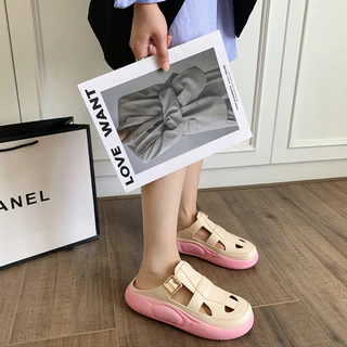 Luckkyshoes ใหม่ล่าสุด รองเท้าแตะแฟชั่นมาใหม่ รุ่นนี้พื้นนิ่มใส่สบาย งานเปิดส้นสวยปัง ใส่ได้หลากหลายโอกาส แต่งดีไซน์สายไ