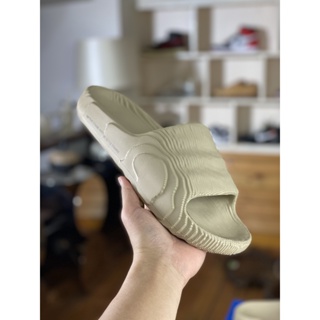 Adidas originals Adilette 22 Yeezy รองเท้าแตะ กันลื่น ระบายอากาศ รองเท้าชายหาด รองเท้าแตะคู่รัก