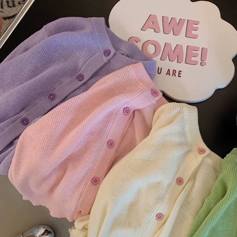 เสื้อแจ็กเก็ตกันหนาว คอกลม ผ้าถัก ทรงหลวม ระบายอากาศได้ดี สีแคนดี้ เข้ากับทุกการแต่งกาย แฟชั่นฤดูใบไม้ร่วง สไตล์เกาหลี สําหรับเด็กผู้หญิง