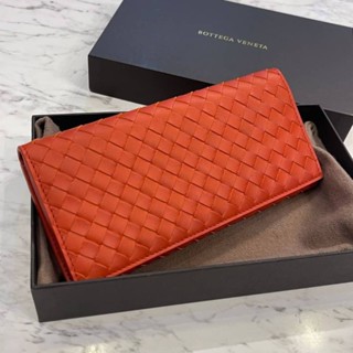 🍊🍊🔥 พร้อมส่ง กระเป๋าสตางค์ใบยาวNew Bottega Long Wallet   ใบยาวแบบพับ สีส้มสด