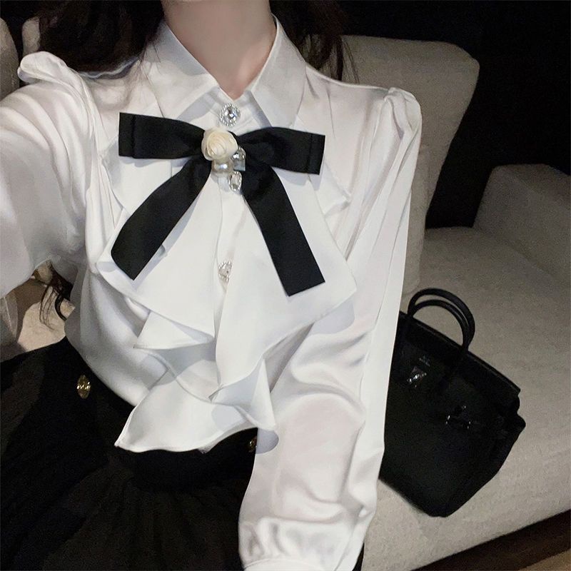 พร้อมส่ง💜S-3XL ฝรั่งเศสขนาดใหญ่ เสื้อโปโลขาวแนวเรโทร ขอบผ้าซาติน เสื้อเชิ้ตมืออาชีพ+โบว์ หวาน เก๋ และสวย