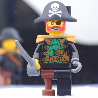 LEGO Captain Redbeard (21322) Pirate Town &amp; City