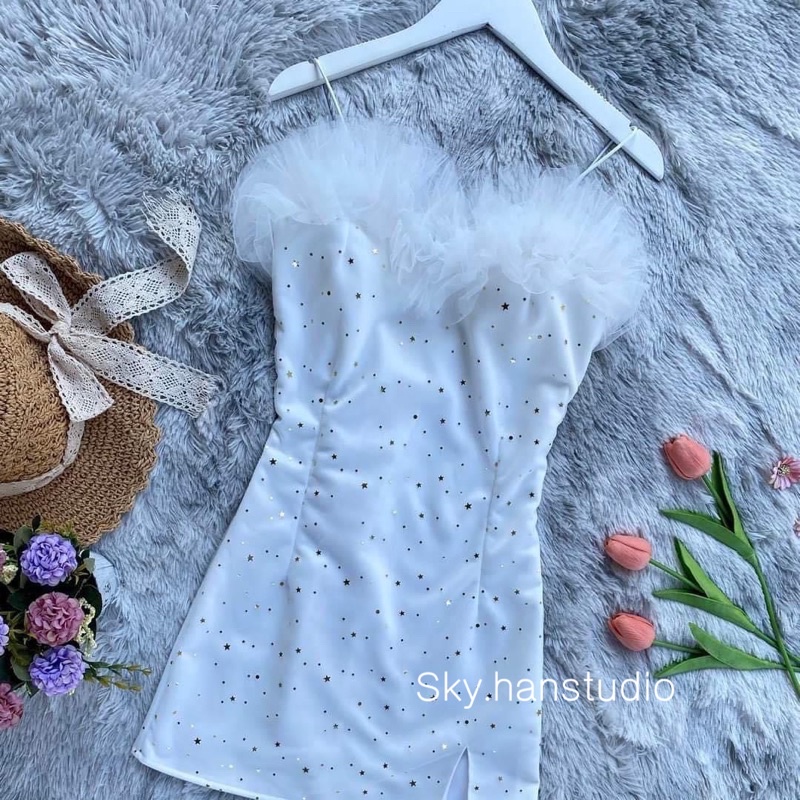 ｛𝘽𝙔 𝙁𝘼𝙃｝ ツเดรสสายเดี่ยวแต่งอกฟู ลายดาว เดรสออกงานใส่ทำงานกลางคืน PR เซ็กซี่ ชุดใส่วันเกิด งานซิปไม่ใช่เอวสม็อค