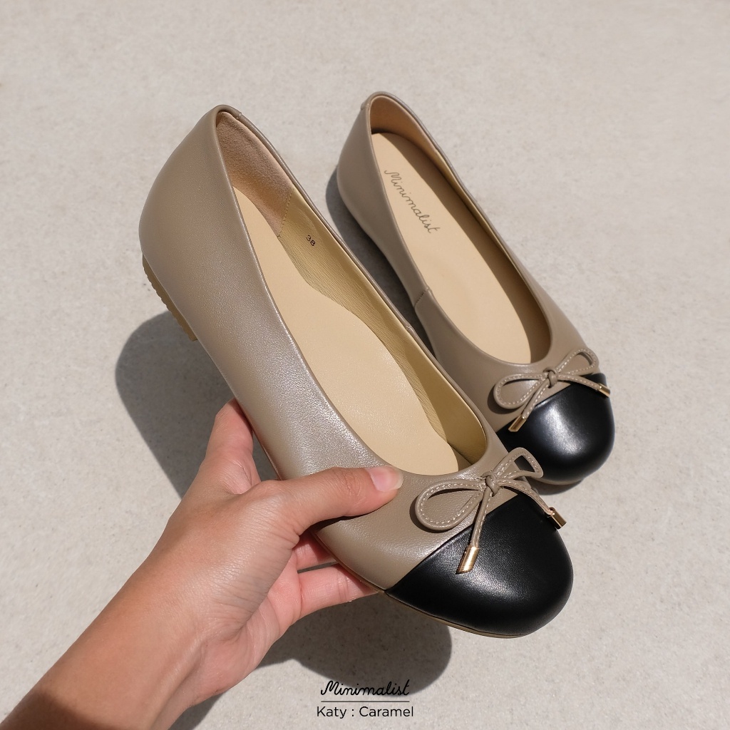 𝐌𝐈𝐍𝐈𝐌𝐀𝐋𝐈𝐒𝐓 รองเท้าหนังแกะ รุ่น Katy (caramel) หน้าเท้ากว้าง พื้นไม่บาง