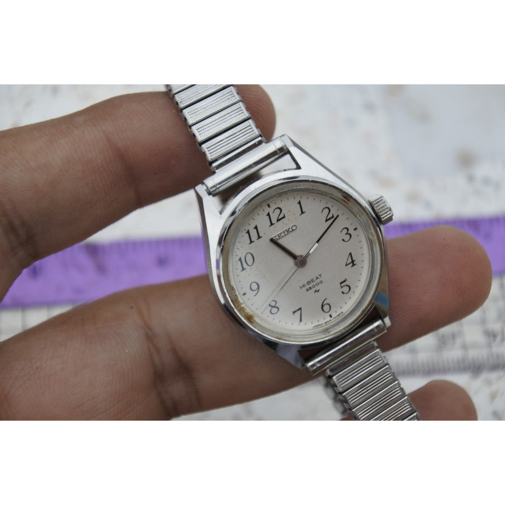 นาฬิกา Vintage มือสองญี่ปุ่น Seiko Hi beat 1944 0040 หน้าปัดสีเทา ผู้หญิง ทรงกลม Quartz ขนาด28mm ใช้งานได้ปกติ ของแท้