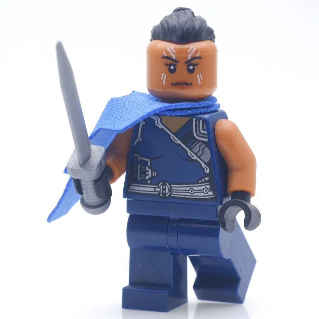 LEGO Marvel Valkyrie Dark Blue Suit (76084) *new