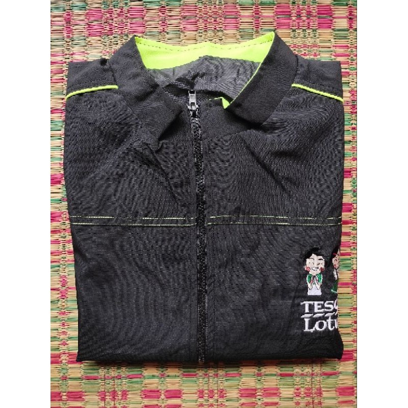 เสื้อคลุมเสื้อแจ็กเก็ต Tesco Lotus