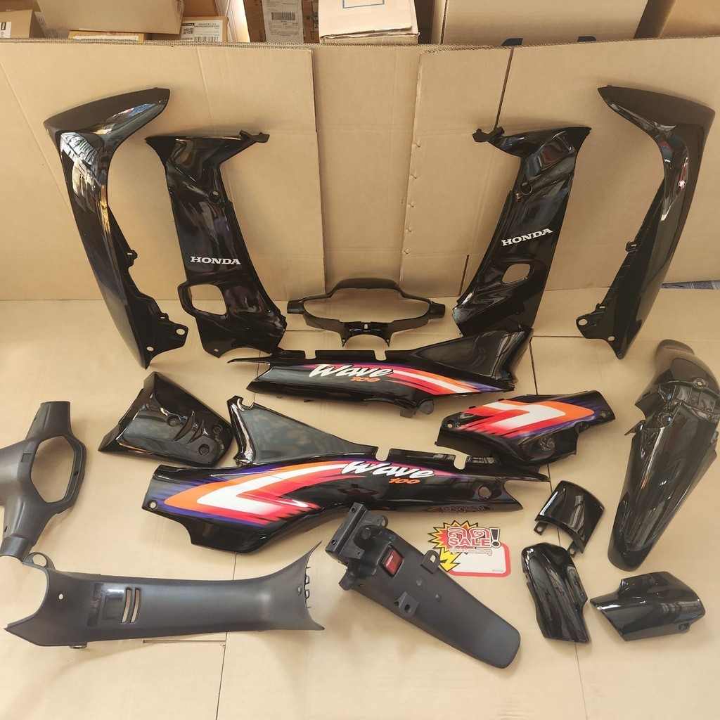 ชุดสี เฟรมรถ กาบรถ wave100 wave110s สีดำ พร้อมติดลาย 110s ปี2002 ยกชุด13ชิ้น พร้อมชิ้นด้าน3ชิ้น