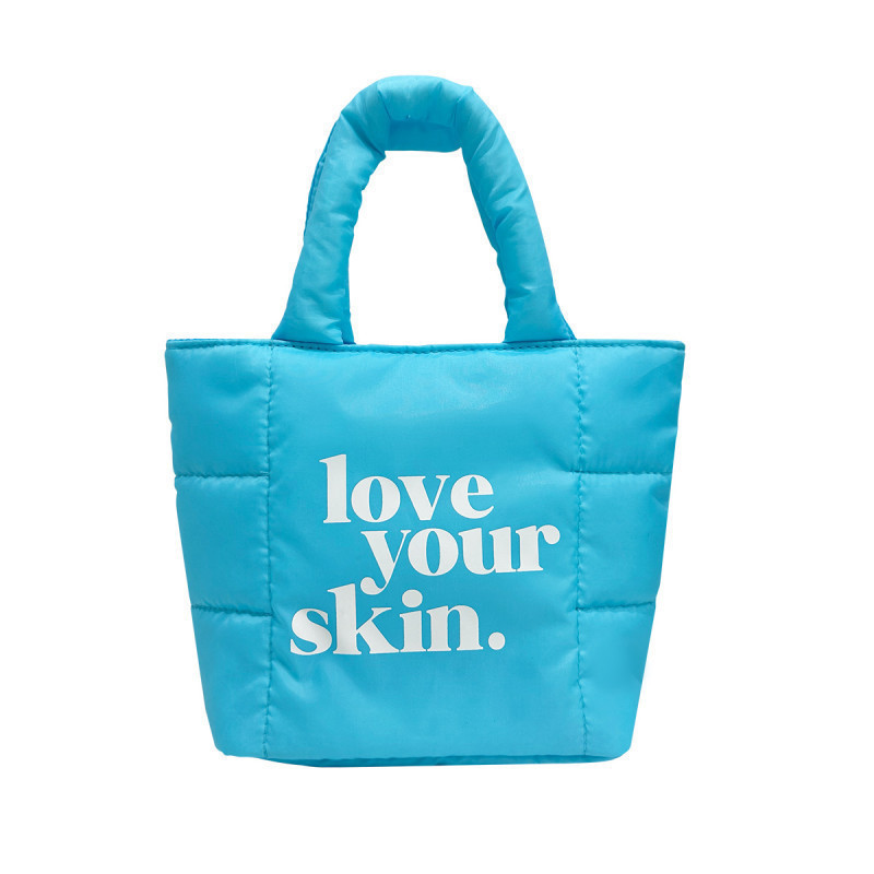 [Gift] LRP ของแถมกระเป๋า Love Your Skin Fluffy Bag [สินค้าสมนาคุณงดจำหน่าย]