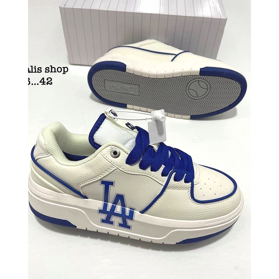 ♙❁รองเท้าผ้าใบ MLB LA รองเท้าเอ็มแอลบี แอลเอ สีขาว-น้ำเงิน พร้อมกล่อง ถ่ายจากสินค้าจริง