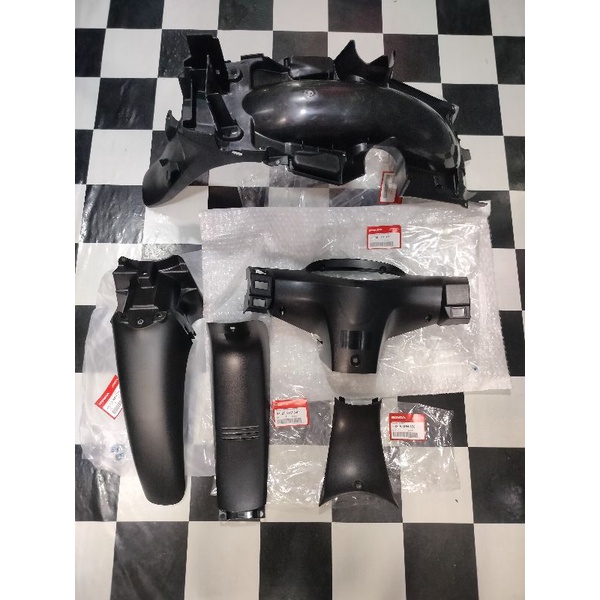 ชิ้นดำ แท้เบิกศูนย์ wave125R/Sหัวเถิก มีขายแยก