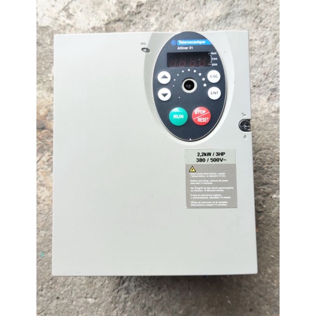 Inverter   Telemedicine 💥Schneider 💥
Model : ATV31HU22N4A

380VAC. 2.2kw. 3hp

มือสอง