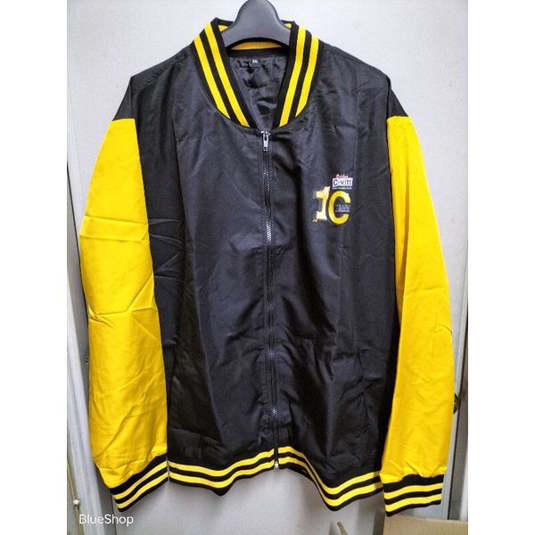 เสื้อแจ็คเก็ต 10 ปี C-vitt สีเหลืองดำ