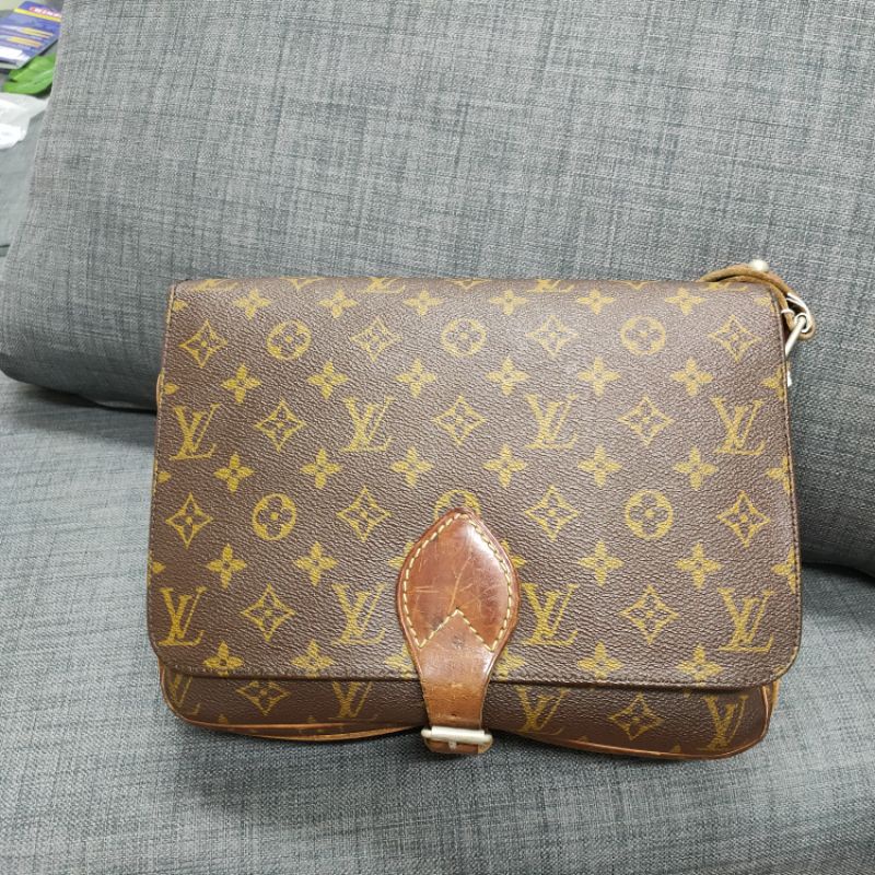 Louis Vuitton Cartouchiere mm Crossbody bag vintage  มือสองของแท้รับประกัน 💯