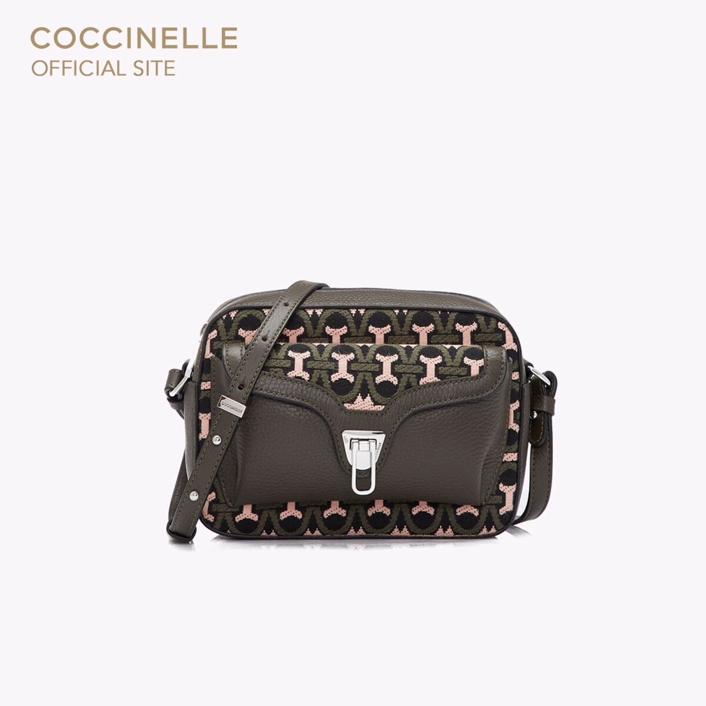 COCCINELLE กระเป๋าสะพายผู้หญิง รุ่น BEAT MONOGRAM CROSSBODY BAG 150201 สี MULTIC.BARK/BARK