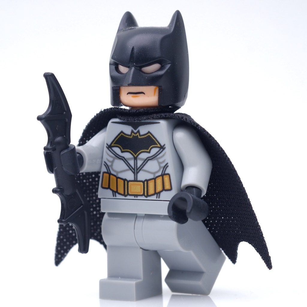 LEGO Batman Light Gray Suit Hero DC *new