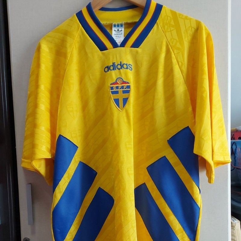 เสื้อทีมชาติสวีเดน 1994 Sweden 1994 Football Shirt แท้