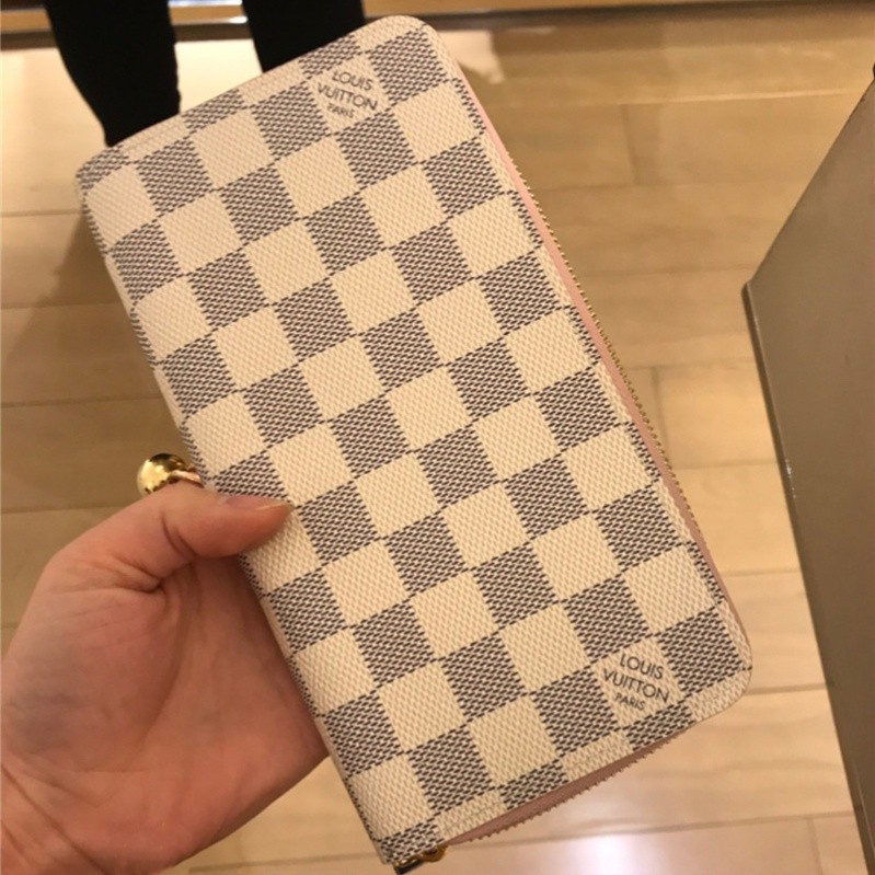 LV หลุยส์ วิตตอง N63503 คลิปยาวสีชมพูคลาสสิกลายสก๊อตสีขาวกระเป๋าสตางค์ Zippy กระเป๋าสตางค์ซิปกระเป๋า