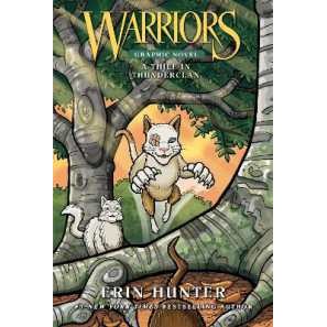 Warriors: a Thief in ThunderClan (Warriors Graphic Novel) [Paperback]