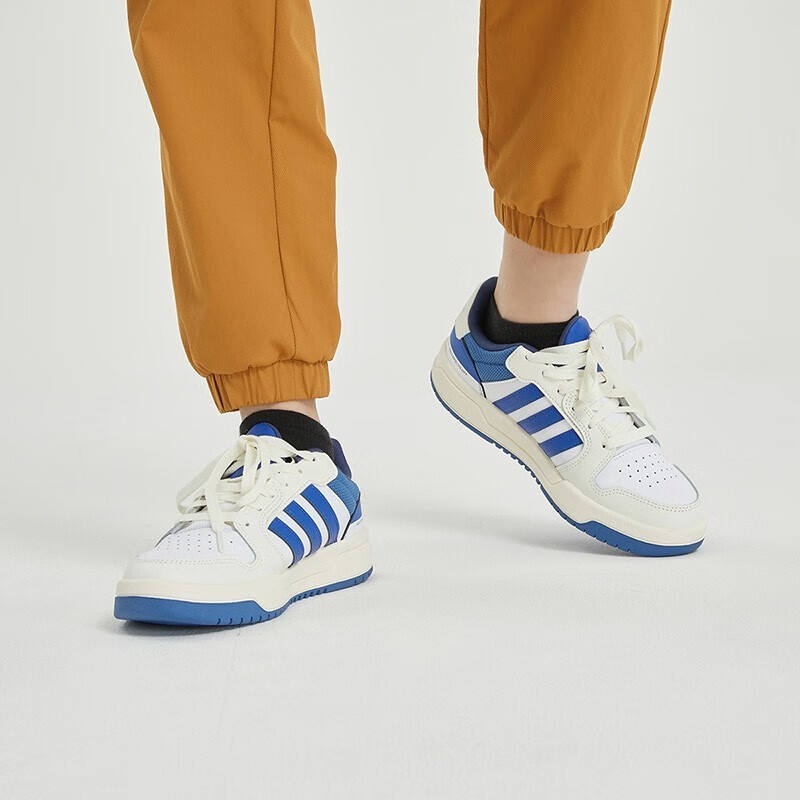 ✜Adidas รองเท้าผู้หญิง Adidas Neo Entrap แพลทินัมรองเท้าลำลองผู้ชายย้อนยุคต่ำรองเท้าผ้าใบลำลอง FY5296