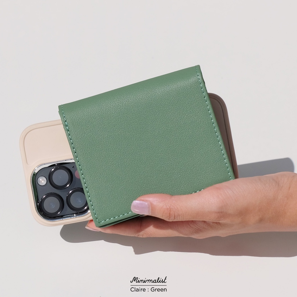 𝐌𝐈𝐍𝐈𝐌𝐀𝐋𝐈𝐒𝐓 กระเป๋าสตางค์หนังวัวแท้ รุ่น Claire (green) อัพลุคให้ดูมีสไตล์กับ accessory ที่ใช้งานได้จริง จิ๋วแต่จุได้ครบ